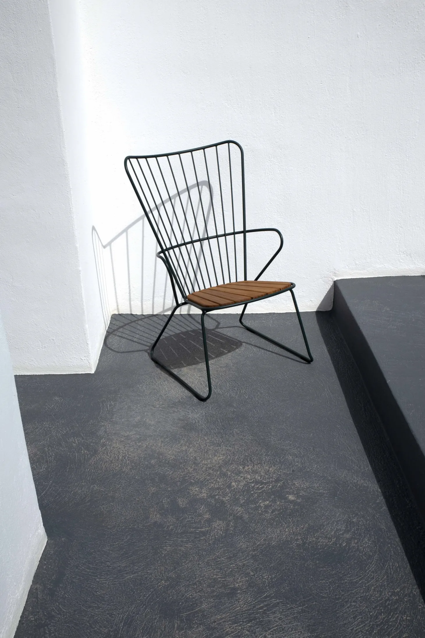 Houe - PAON Lounge chair - Pine green. Seat