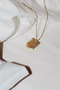 Jukserei - Halskæde "Square Chips" - Guld
