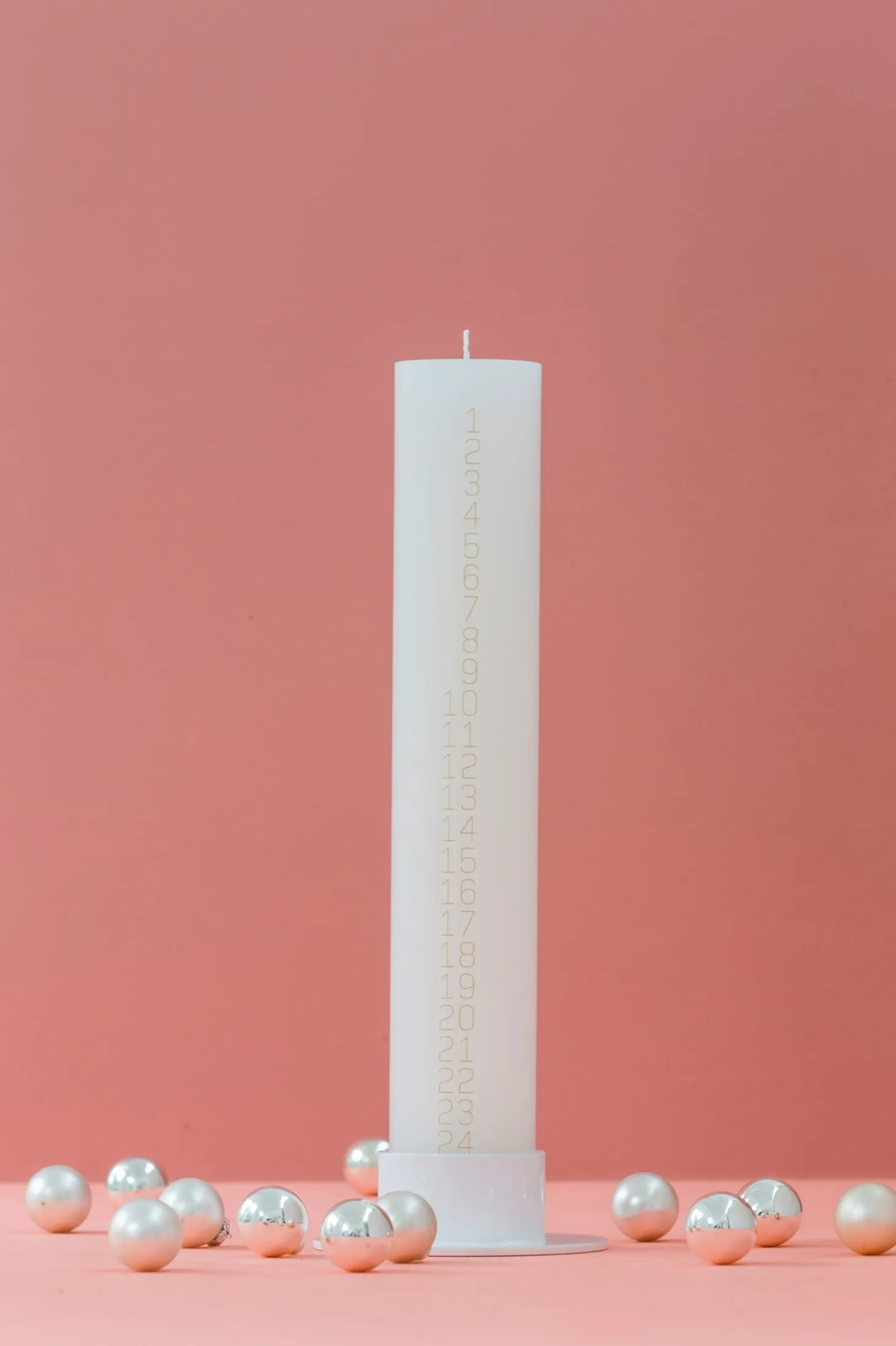 Kunstindustrien - Kalenderlys - Guld tal - 5 x 30 cm