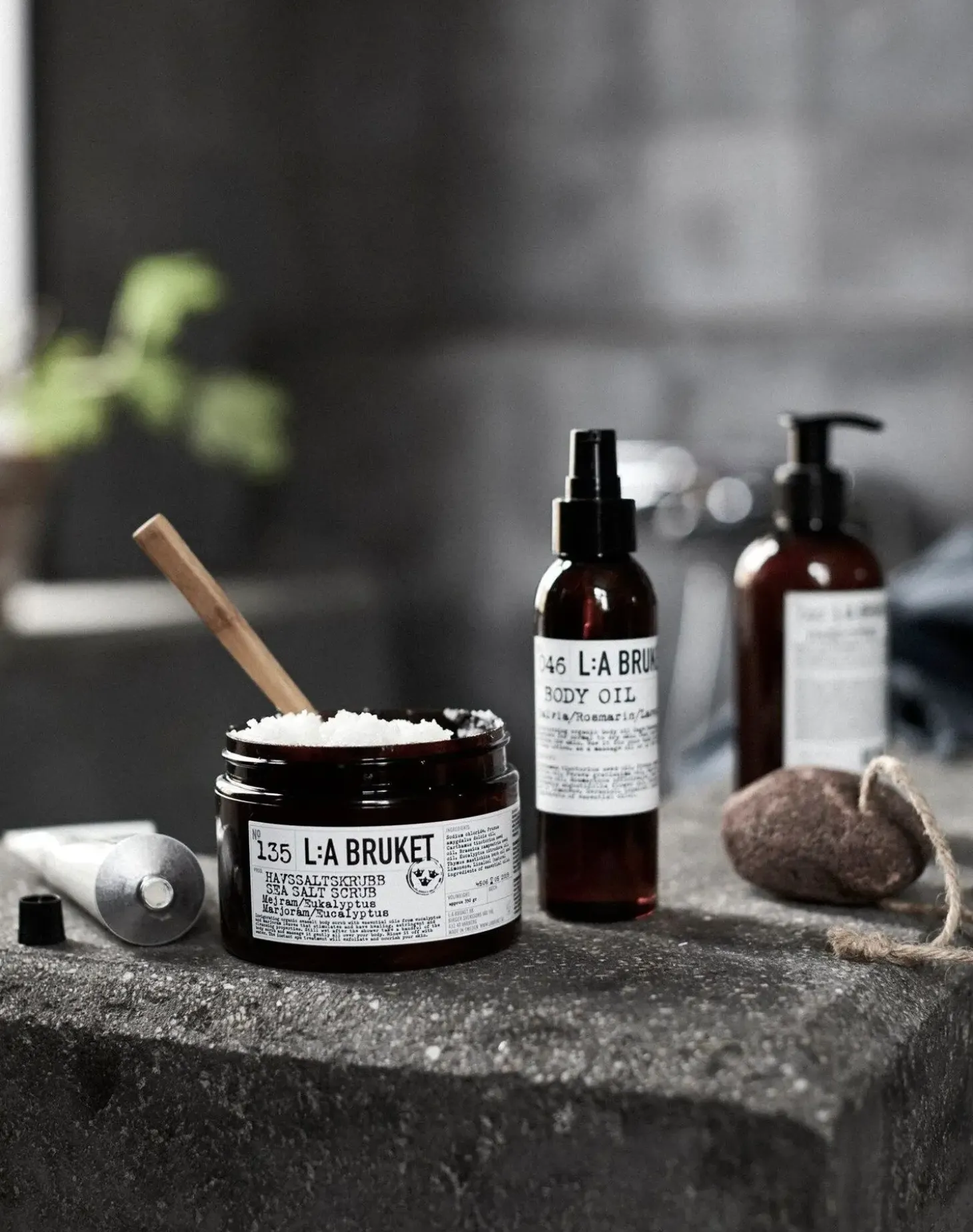 L:A Bruket - Flydende håndsæbe 450 ml - Bergamot