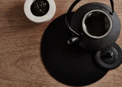 LindDNA - Rund bordskåner - Hot Mat Circle - Ø24 cm - black/bull