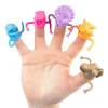 Magni - Fingerdukke med dino - assorteret farve, pris er for 1 stk.