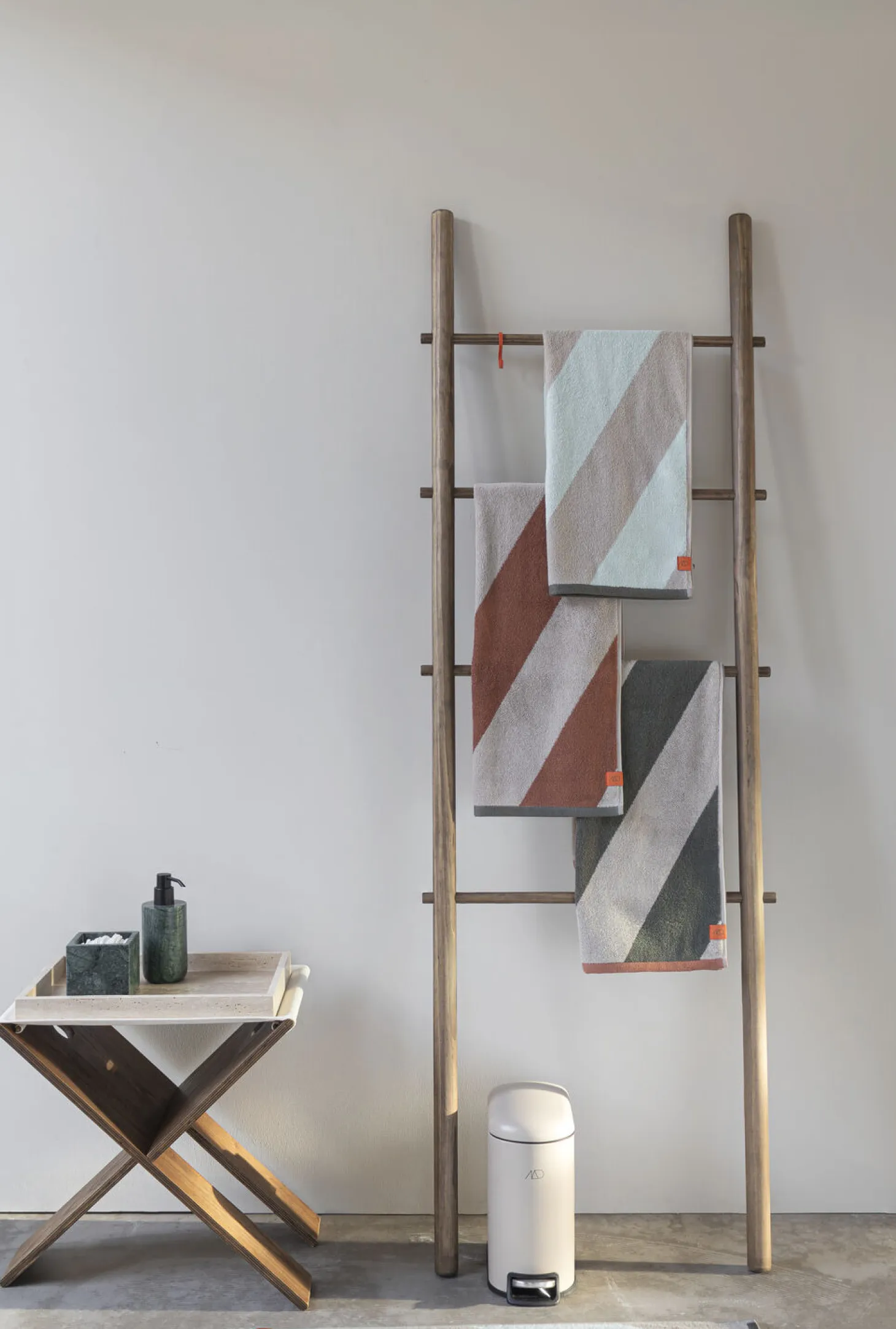 Mette Ditmer - DIAGONAL bath towel - Brick