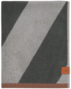 Mette Ditmer - DIAGONAL towel - Dark olive