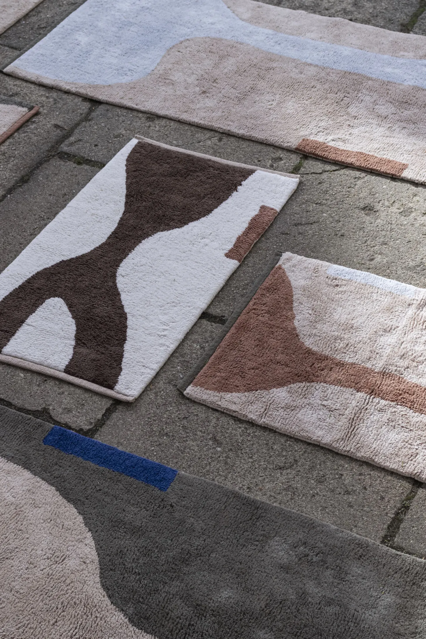 Mette Ditmer - FIGURA rug, small - Brown