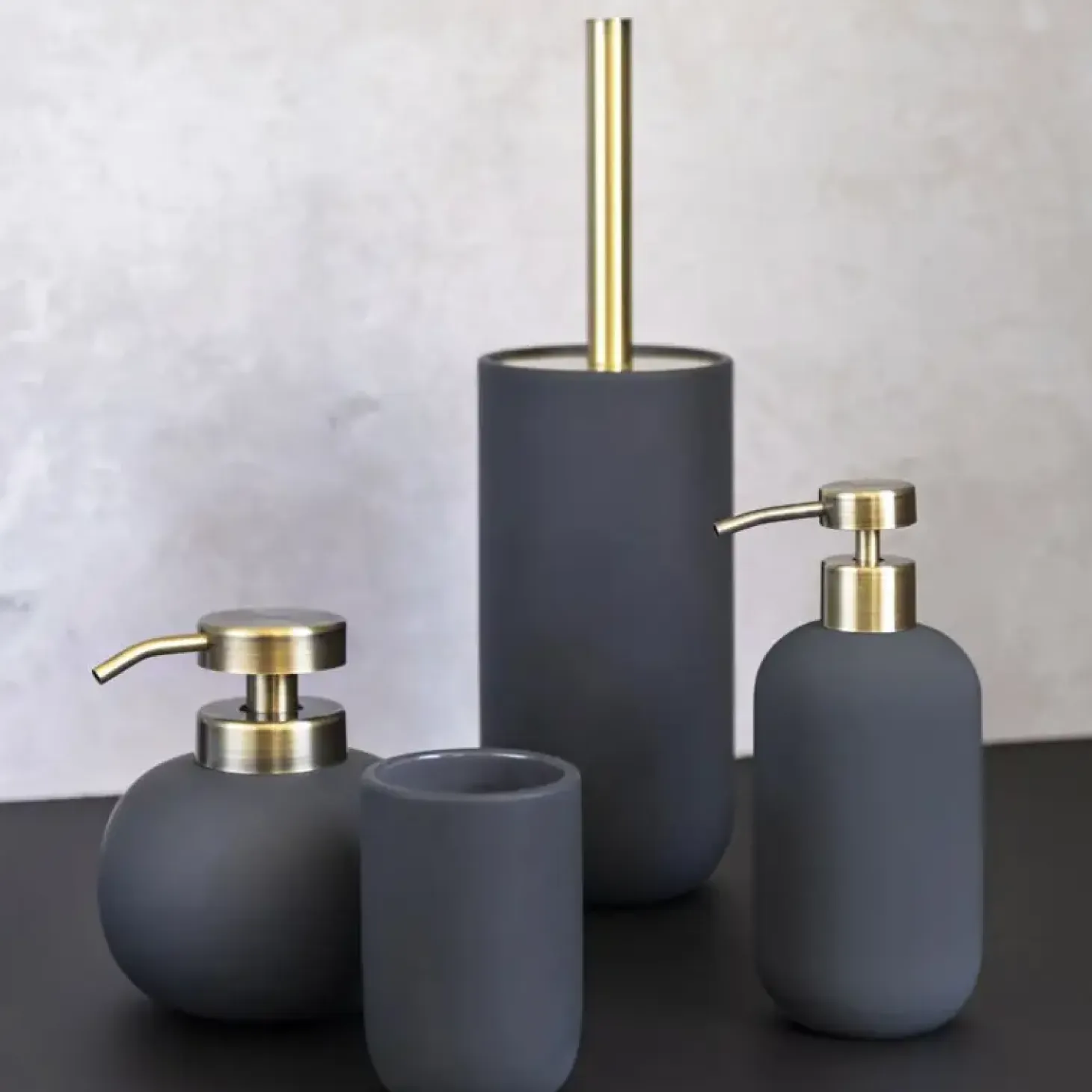 Mette Ditmer - LOTUS dispenser (høj) - Anthracite