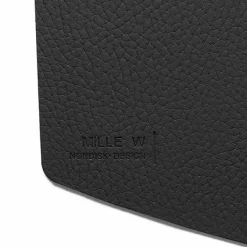 MiLLE W NORDISK DESIGN - Ellips Dækkeserviet - Sort - 45x35 cm