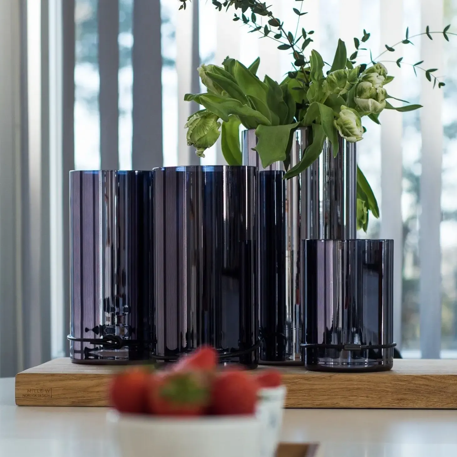 MiLLE W NORDISK DESIGN - Lyslygte/Vase i medium (Sort)