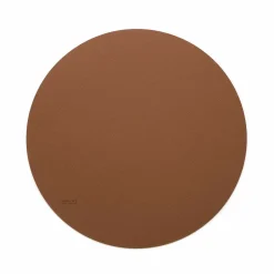 MiLLE W NORDISK DESIGN - Rund Dækkeserviet - Cognac læder - Ø40 cm