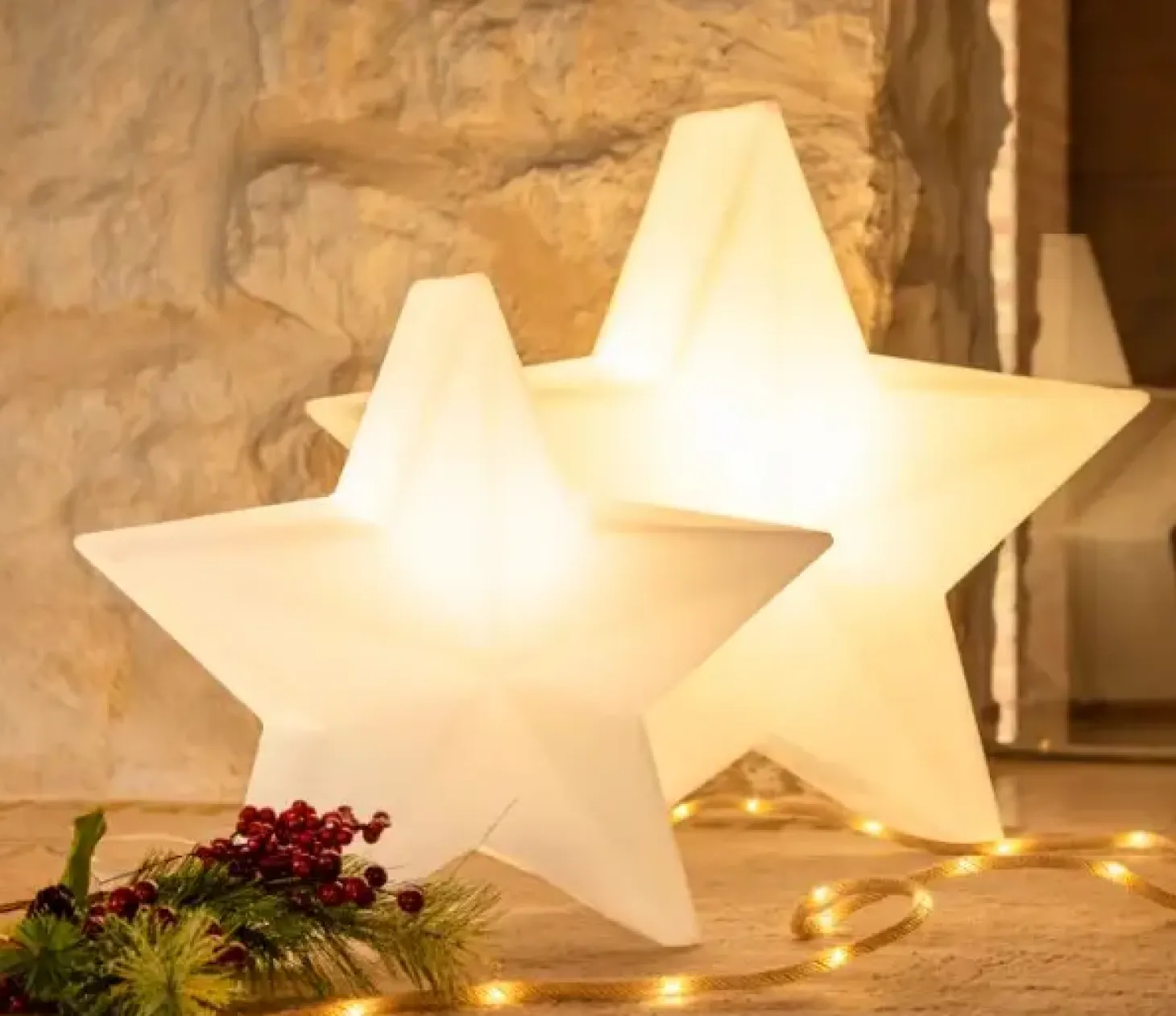 New Garden - Julestjerne med lys - Christmas Star Nova 45 Solar - 46x43 cm