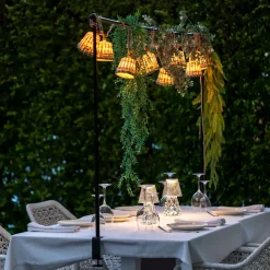 New Garden - Udtrækkeligt bordstel til guirlander/havelamper - Garland lift