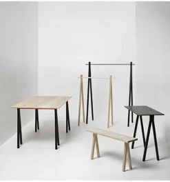 Nomess - 2-DOTS Bænk - Natur/Natur ben/Sorte prikker