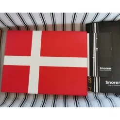 Nordic By Hand - Dansk Flag til Snoren