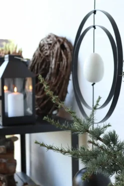 Nordic By Hand - Påskeæg til snoren - eg/hvid