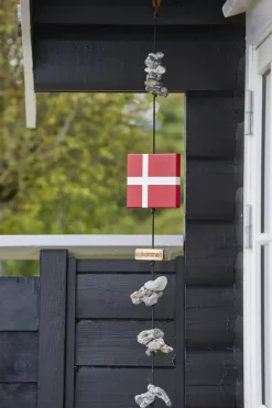 Nordic By Hand - Snoren med flag og velkommen klods - sort snor