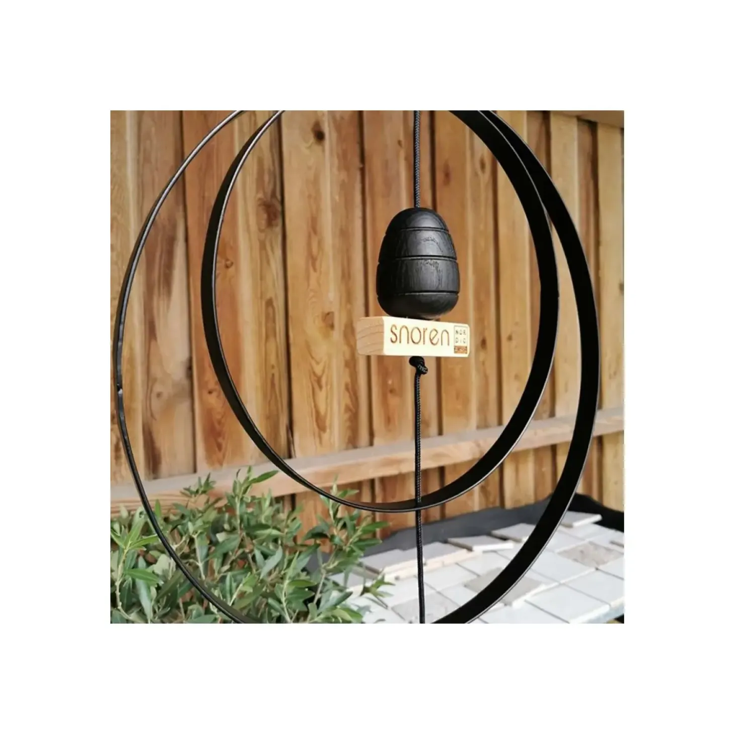 Nordic By Hand - Sort Metal ring til snoren - diameter 30 cm