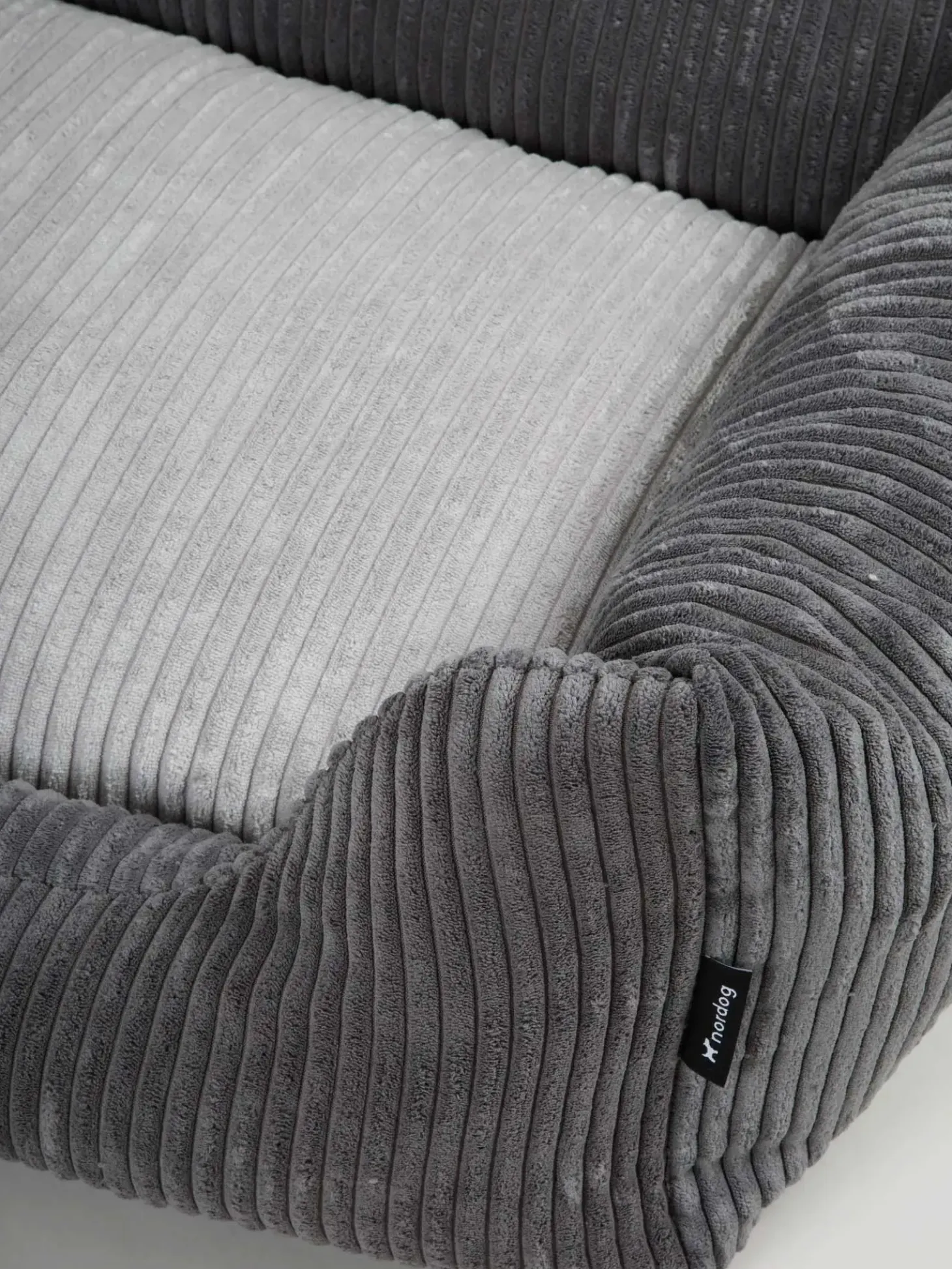 Nordog - Hundeseng - Oscar - Velvet - Anthracite - Large
