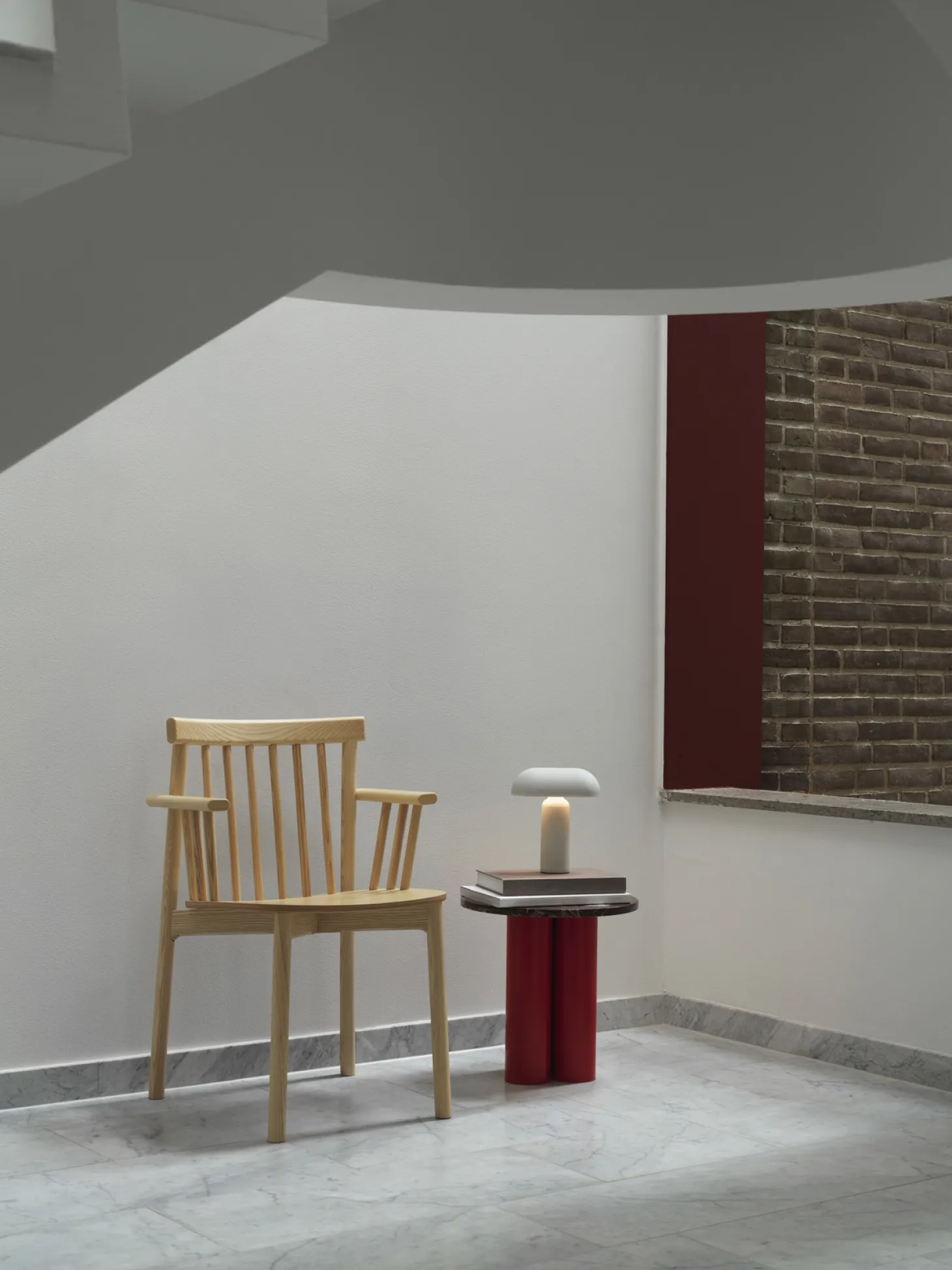 Normann Copenhagen - Dit Table Bright Red - Honey Onyx
