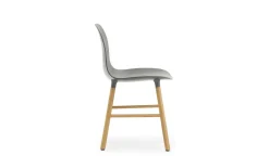 Normann Copenhagen - Form Chair Oak - Stol - Grå og Eg