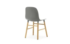 Normann Copenhagen - Form Chair Oak - Stol - Grå og Eg