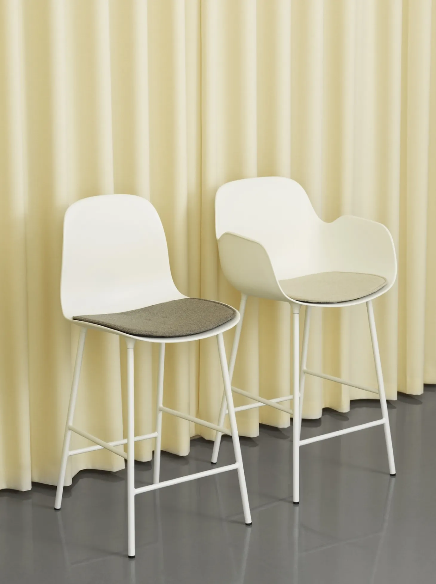 Normann Copenhagen - Form Bar Armchair 65 cm Steel