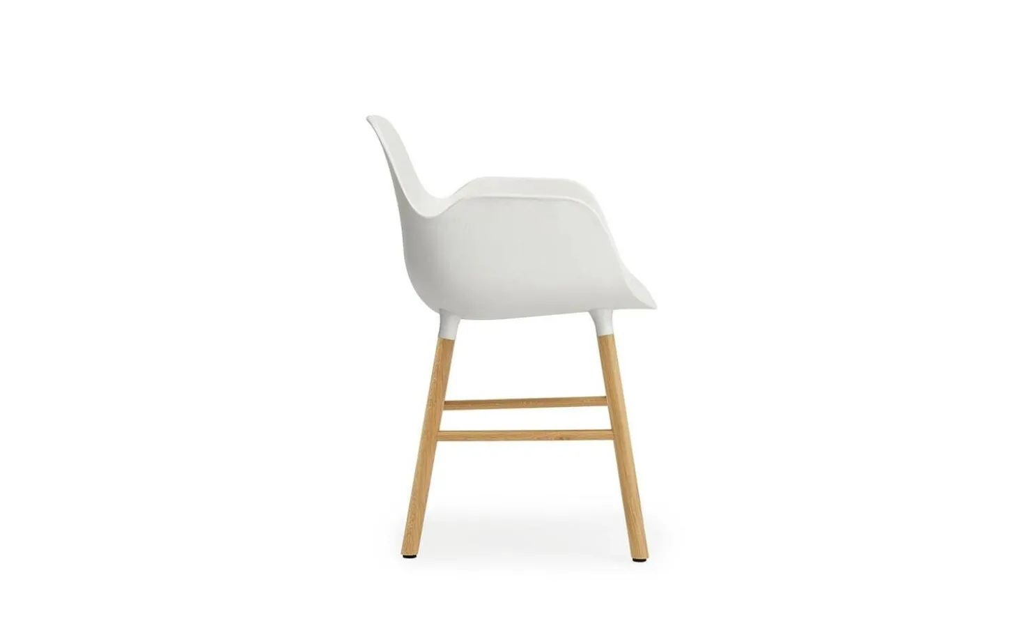 Normann Copenhagen - Form Armchair Oak