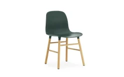 Normann Copenhagen - Form Chair Oak - Stol i Grøn og Eg