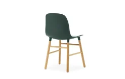 Normann Copenhagen - Form Chair Oak - Stol i Grøn og Eg