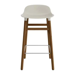 Normann Copenhagen - Form Barstool 65 cm - Lys grå/Valnød