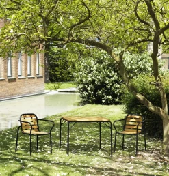Normann Copenhagen - Havebord - Vig Robinie - 90x80 - Sort