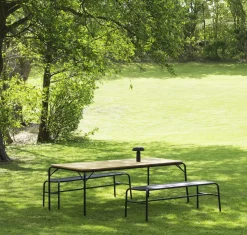 Normann Copenhagen - Havebænk - Vig - Sort - 150 x 50 x 46 cm