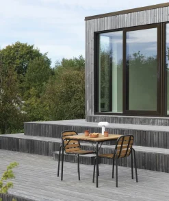 Normann Copenhagen - Havestol - Vig Robinie - Sort