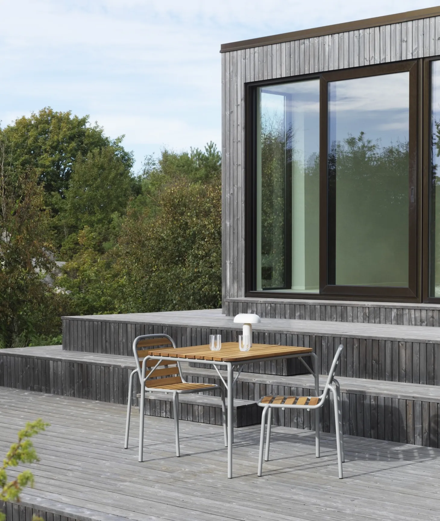 Normann Copenhagen - Havestol - Vig Robinie - Grå