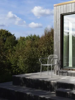 Normann Copenhagen - Havestol - armstol - Vig - Grå