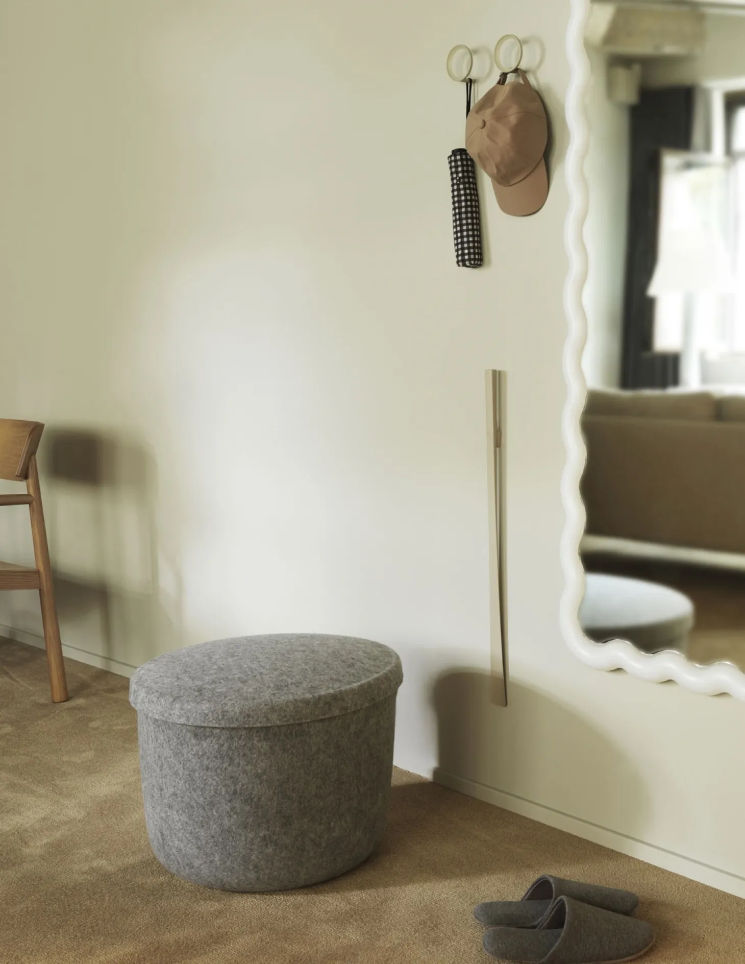 Normann Copenhagen - Hide Opbevarings Puf - Sand - Small