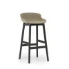 Normann Copenhagen - Hyg Barstool 75 cm Front Upholstery Sand & Black Oak