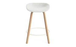 Normann Copenhagen - Mat Barstool 65 cm Full Upholstery Beech/Cream - Hallingdal 110