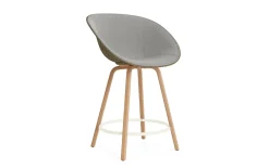 Normann Copenhagen - Mat Bar Armchair 65 cm Front Upholstery Seaweed Beech/Cream - Remix 133