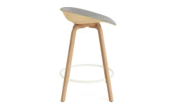 Normann Copenhagen - Mat Barstool 65 cm Front Upholstery Hemp Beech/Cream - Remix 133