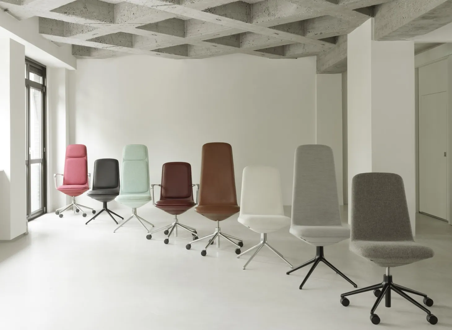 Normann Copenhagen - Off Chair High 4L Alu With Cushion