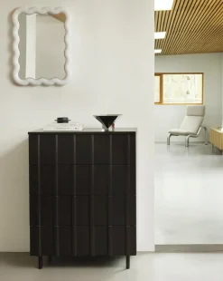 Normann Copenhagen - Rib kommode m. 4 skuffer - sort
