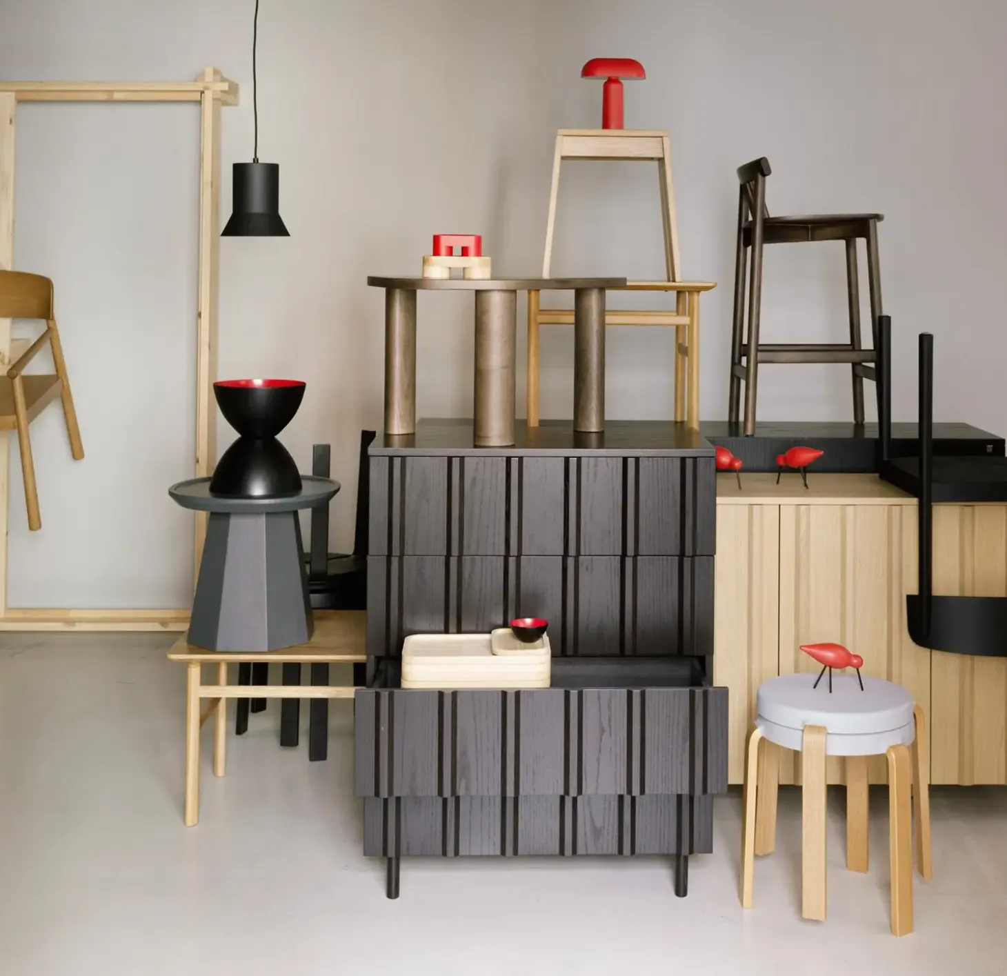 Normann Copenhagen - Rib kommode m. 4 skuffer - sort