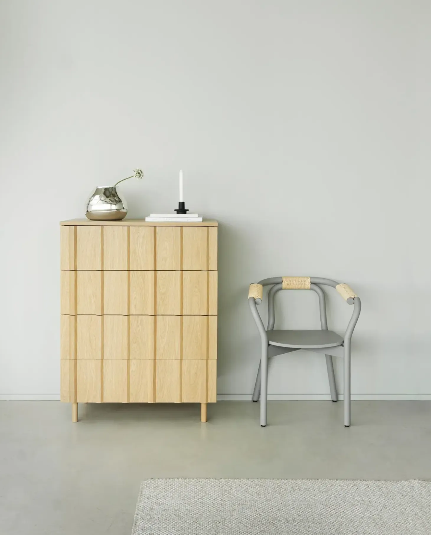 Normann Copenhagen - Rib kommode m. 4 skuffer - eg