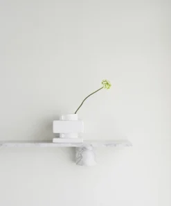 Normann Copenhagen - Sten Hylde - 120 cm - hvid marmor