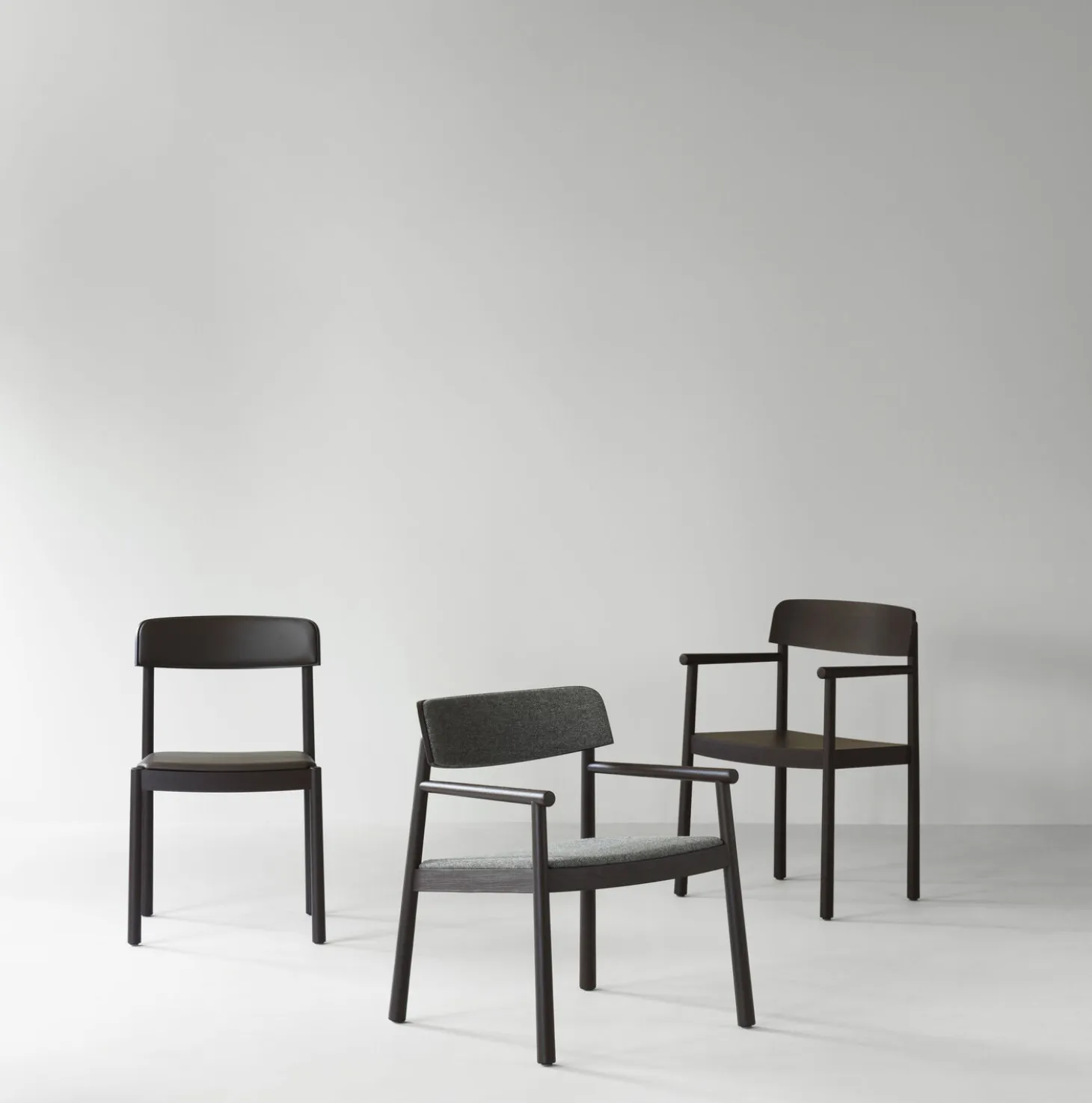 Normann Copenhagen - Timb Lounge Armchair Upholstery Brown / Hallingdal 368