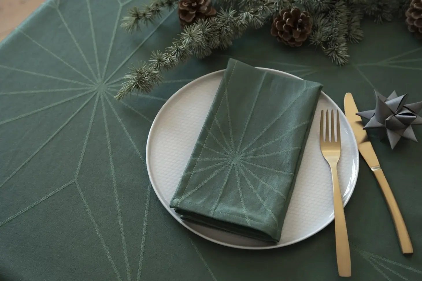 NovoForm - Stars Dug 320 (140 x 320 cm), Spruce Green