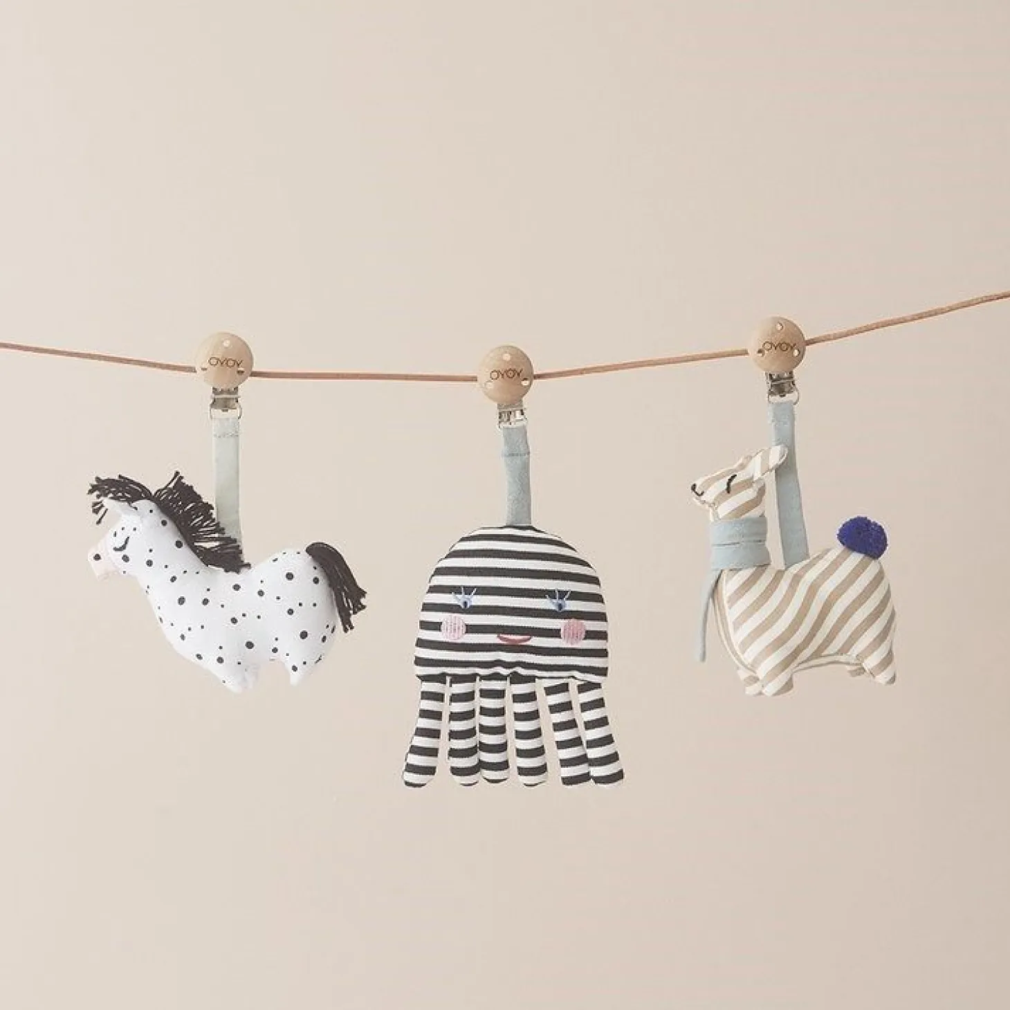 OYOY Living - Horse - Baby Carrier Clip - Prikket