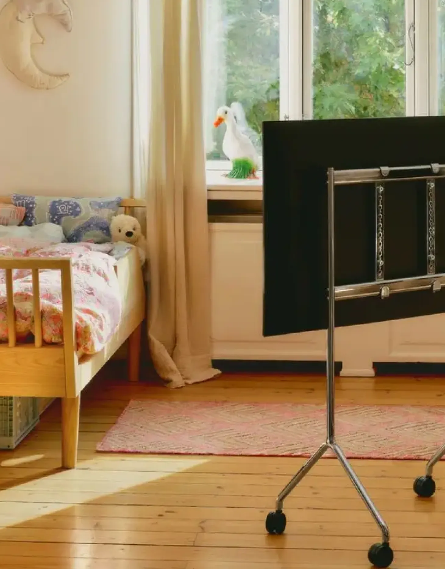 Pedestal - TV-Stander - Moon Light - 32"-44" - Mørkegrå / Charcoal
