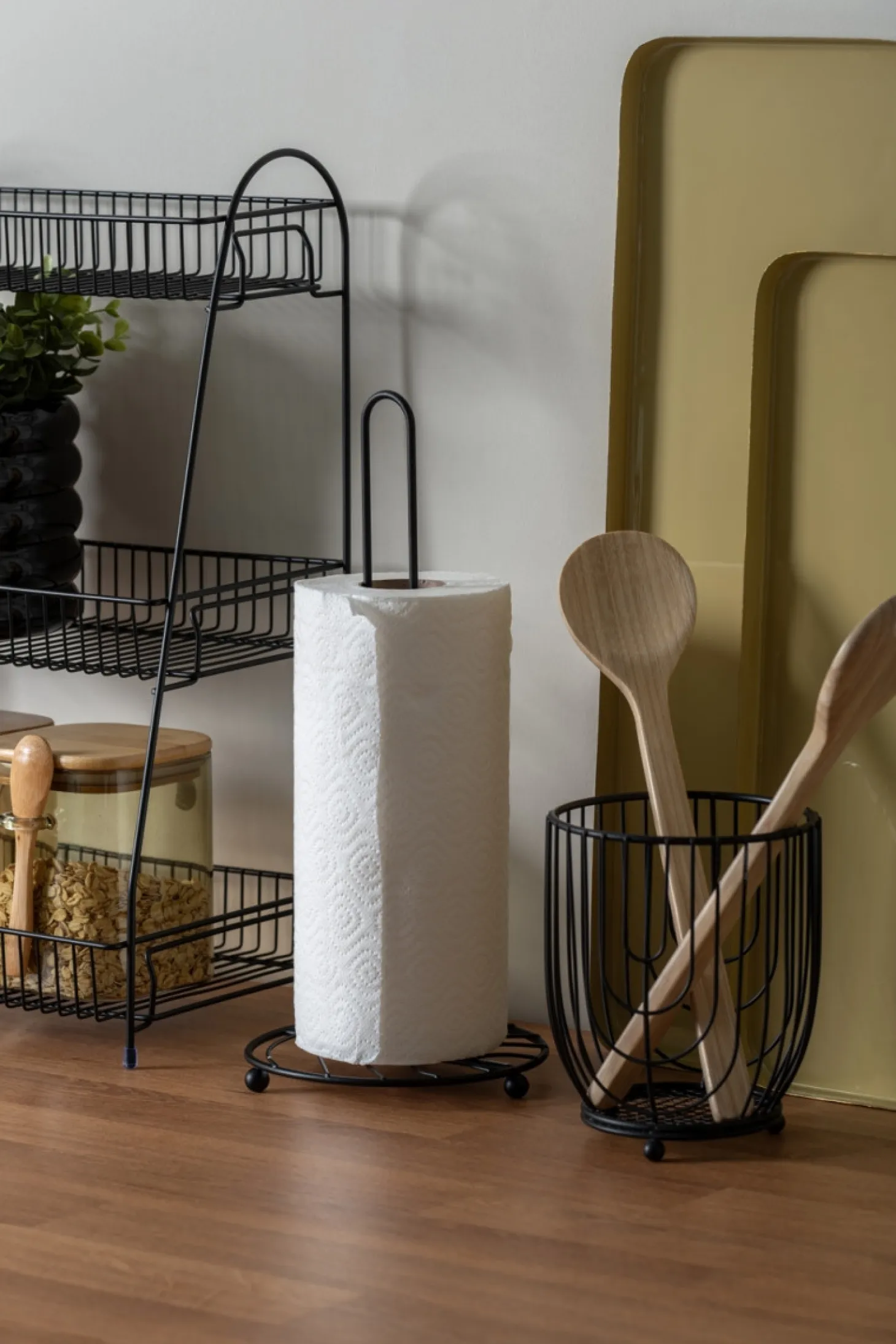 Present time - Kitchen roll holder Wired metal black