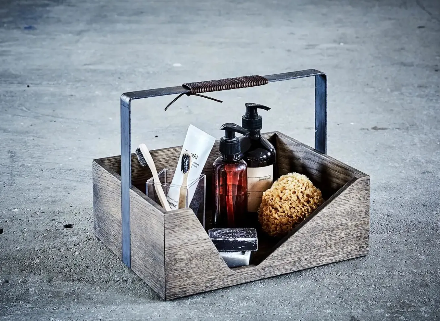 the_oak_men - Carrie Box - Mørk Eg